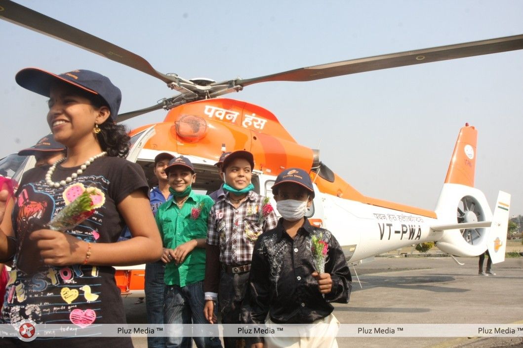 Photos - Madhuri Dixit Nene interacts with Cancer affected children on World Cancer Day | Picture 161858