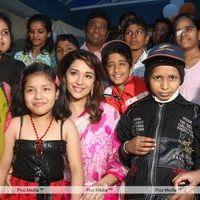 Photos - Madhuri Dixit Nene interacts with Cancer affected children on World Cancer Day | Picture 161835