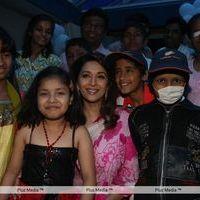 Photos - Madhuri Dixit Nene interacts with Cancer affected children on World Cancer Day | Picture 161844