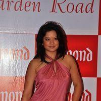 Photos - Raveena Tandon at Gautam Singhania's new Raymond store launch | Picture 162965