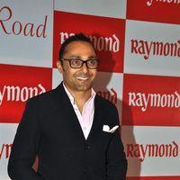 Photos - Raveena Tandon at Gautam Singhania's new Raymond store launch | Picture 162976