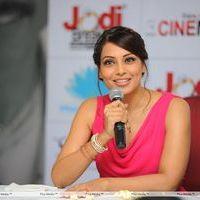 Photos - Bipasha Basu at Jodi Breakers Movie Press Meet | Picture 169997