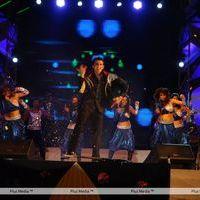 Photos - Ranveer Singh & Lisa Haydon performing at Aamby Valley City | Picture 144348