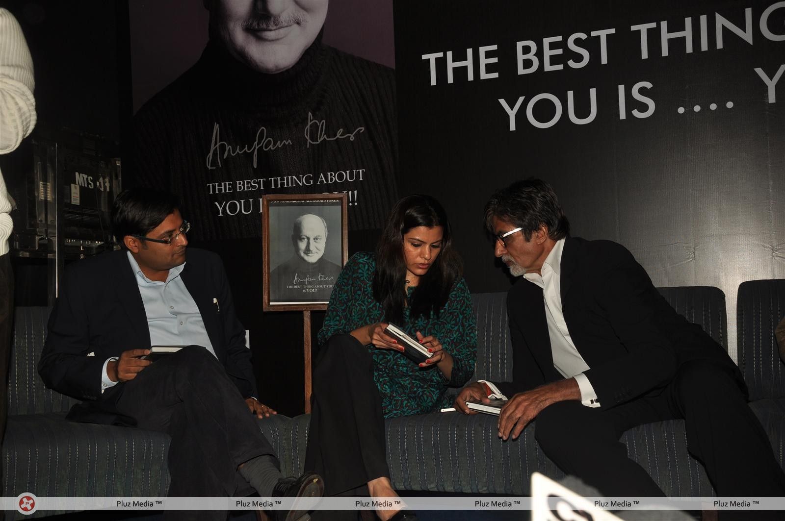 Photos - Amitabh Bachchan launches Anupam Kher's book | Picture 145153