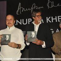 Photos - Amitabh Bachchan launches Anupam Kher's book | Picture 145154