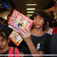 Photos - SRK snapped at Mumbai International Airport | Picture 145088