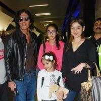 Photos - SRK snapped at Mumbai International Airport | Picture 145094