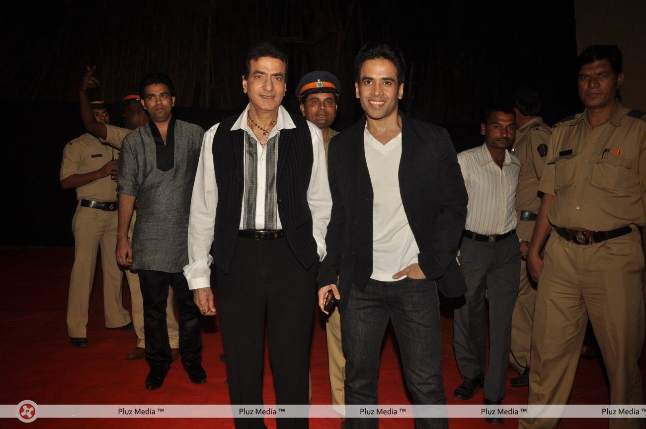 Photos: Top Bollywood Celebs at UMANG 2012 show | Picture 147267
