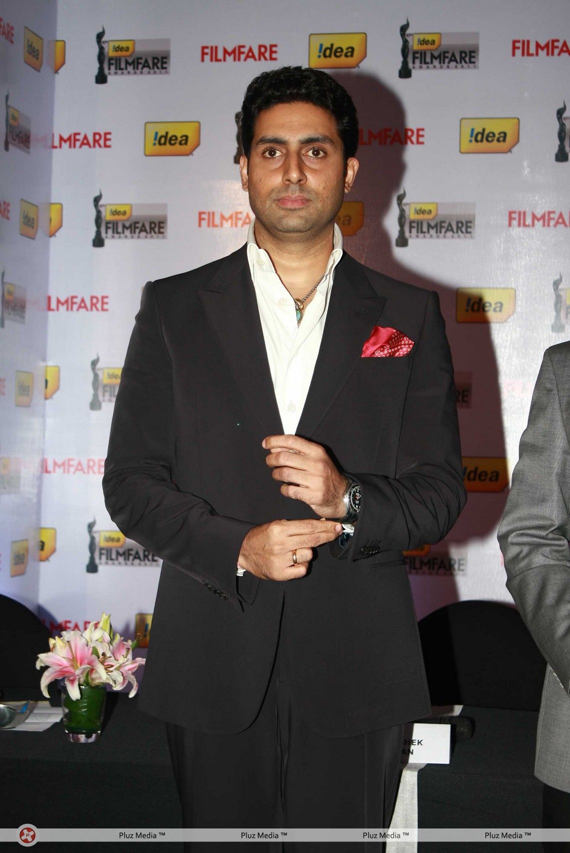 Photos - Abhishek Bachchan at 57th idea Filmfare Awards 2011 press meet | Picture 148159