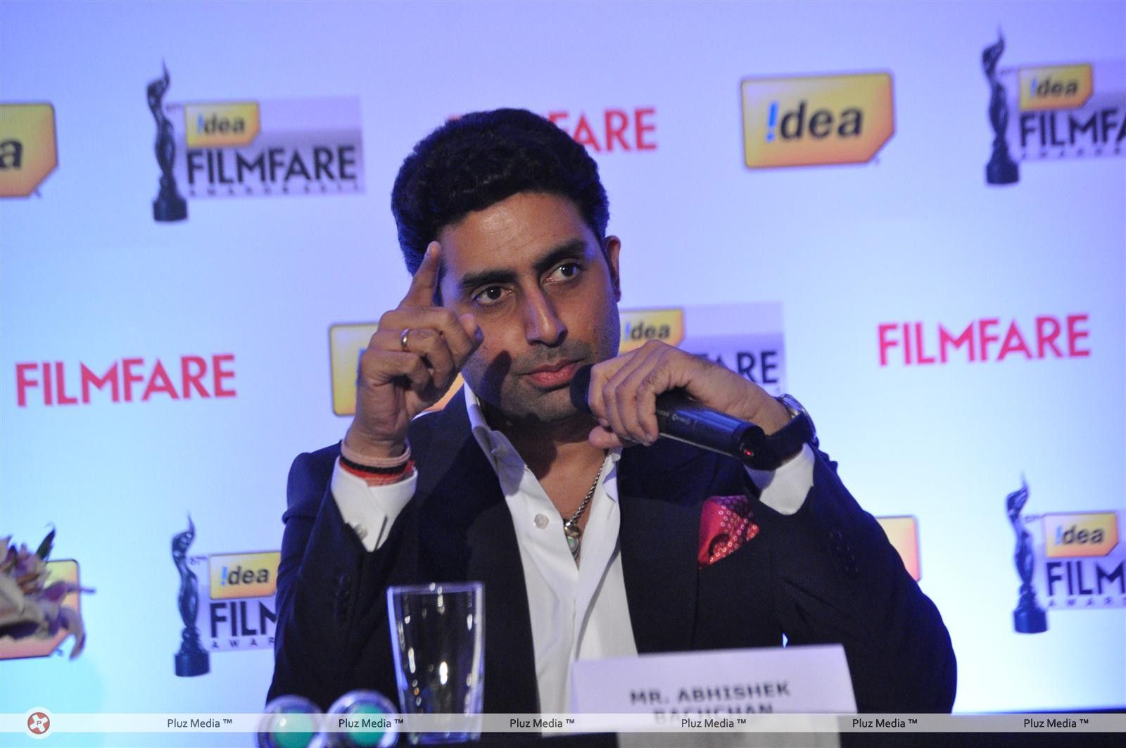 Photos - Abhishek Bachchan at 57th idea Filmfare Awards 2011 press meet | Picture 148174