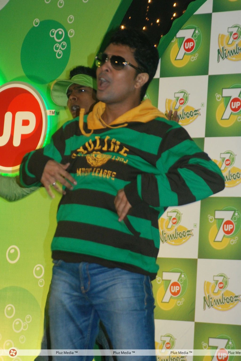 Photos - Bollywood star & 7UP brand ambassador Sharman Joshi | Picture 148316