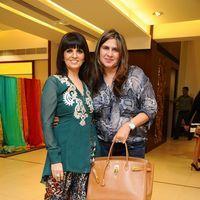 Photos - Bolly Celebs at Hypnotic Hyderabadi Collection at Dr. Alka Nishar's Aza | Picture 153067