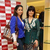 Photos - Bolly Celebs at Hypnotic Hyderabadi Collection at Dr. Alka Nishar's Aza | Picture 153090
