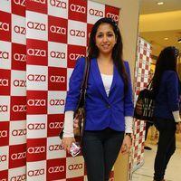 Photos - Bolly Celebs at Hypnotic Hyderabadi Collection at Dr. Alka Nishar's Aza | Picture 153094