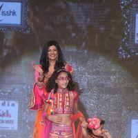 Photos - Sushmita Sen walks the ramp at the India Kids Fashion Week 2012 Grand Finale | Picture 152426