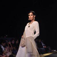 Photos - Models on the ramp at Kashmir Fashion Show | Picture 153617