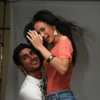Amy Jackson & Prateik posing at Lawman Jeans ad photo shoot | Picture 154051