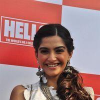Sonam Kapoor Ahuja - Photos - Sonam Kapoor at The Hello Classic Race at Mahalaxmi Race Course | Picture 154019