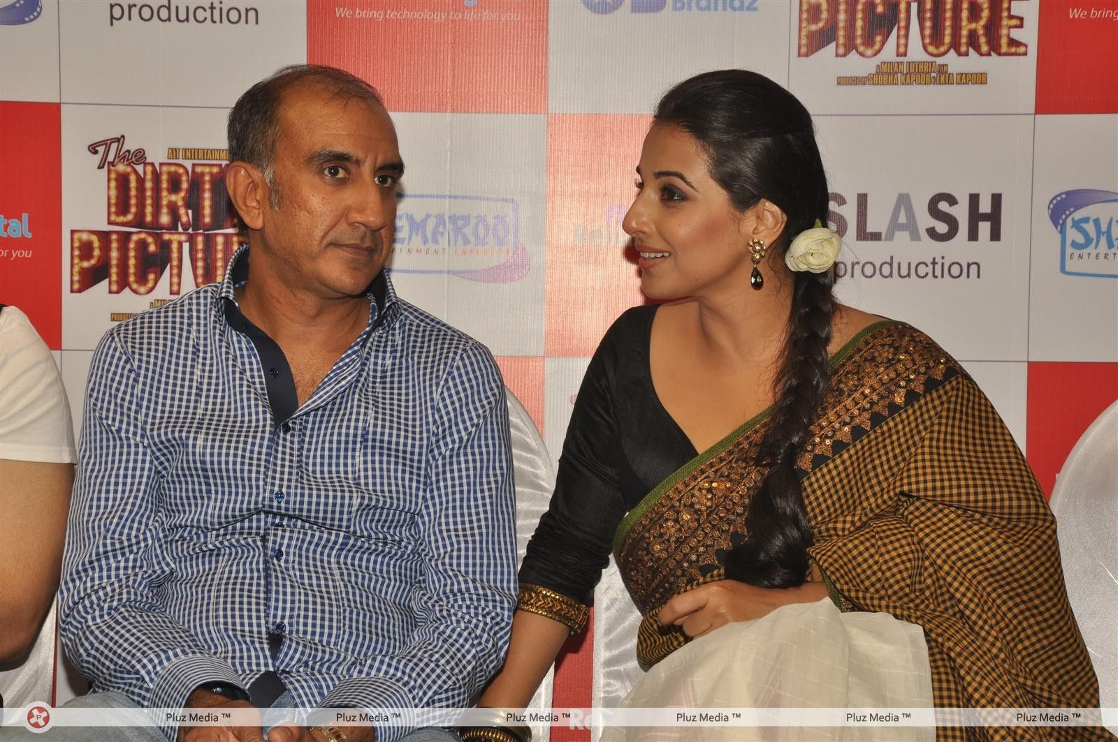 Photos - Vidya Balan launches film The Dirty Picture DVDs | Picture 159310