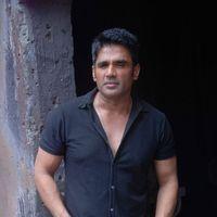 Sunil Shetty - Mere Dost Picture Abhi Baaki Hai on location Pictures | Picture 220210