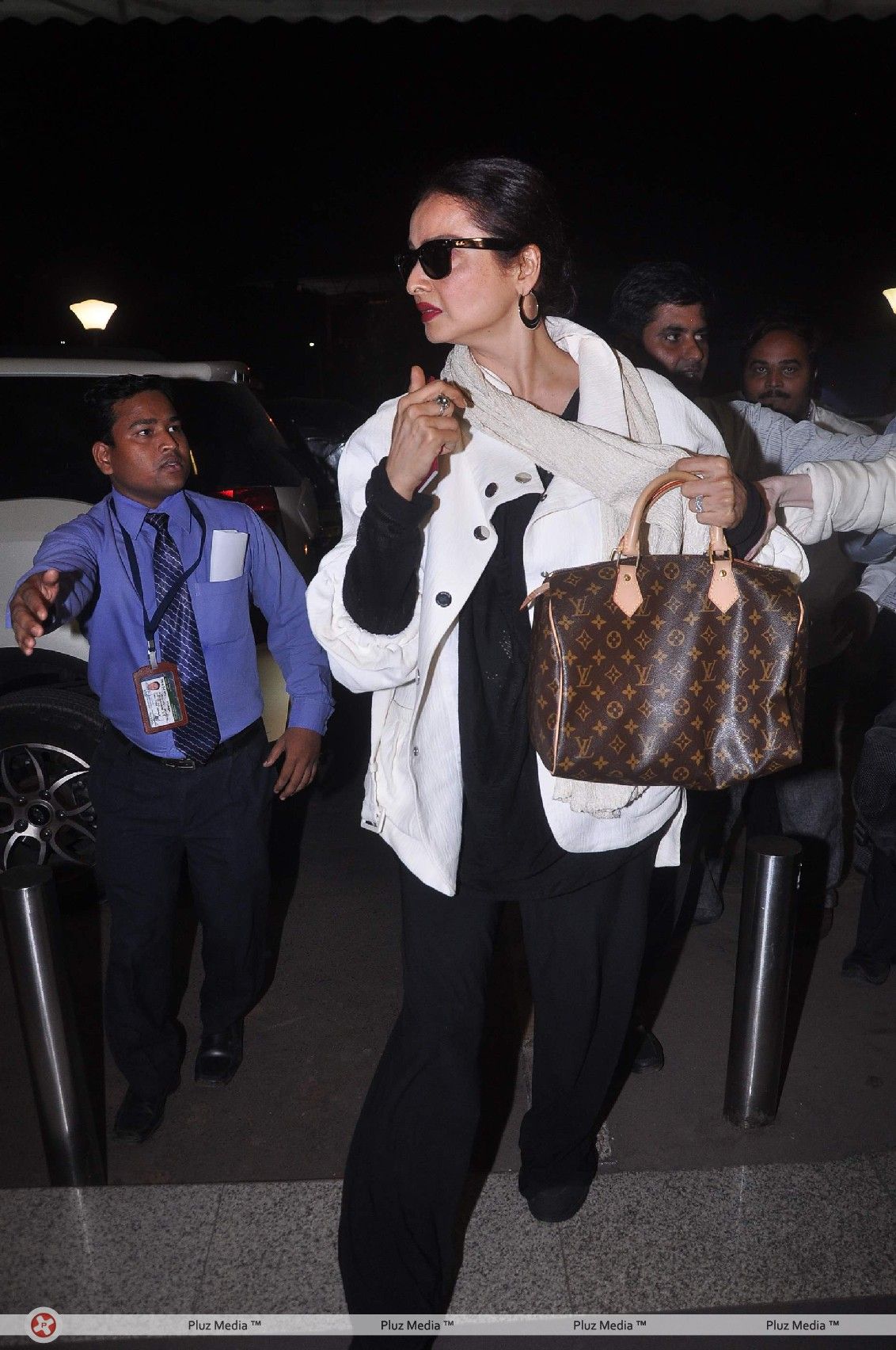 Rekha - Celebs leave for IIFA Awards 2012 at International Airport - Photos | Picture 208483