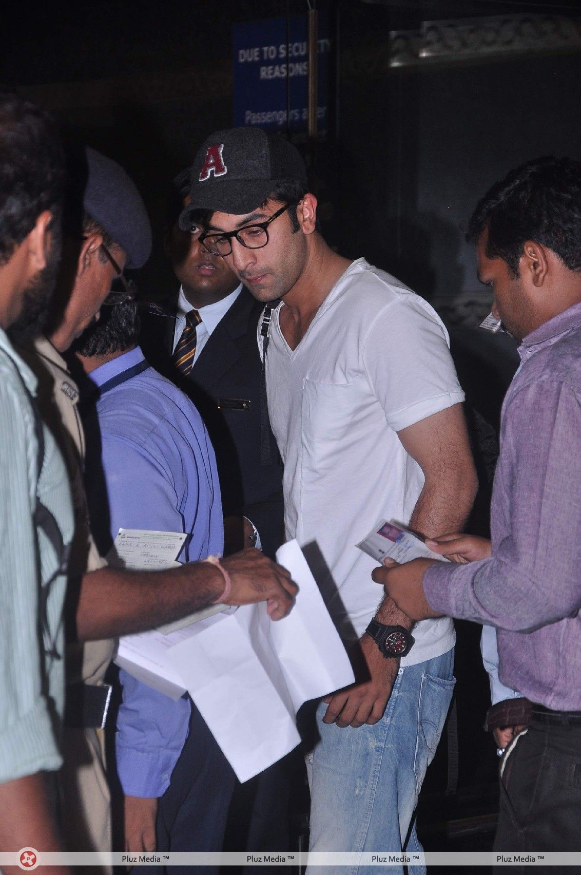 Ranbir Kapoor - Celebs leave for IIFA Awards 2012 at International Airport - Photos | Picture 208488