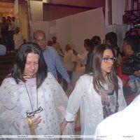 Photos - Celebs at Mona Kapoor's prayer meet | Picture 183354