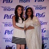 Dia Mirza and Prachi at P & G Mom's day event - Photos | Picture 198400