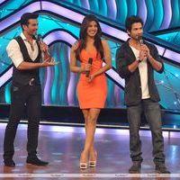 Shahid and Priyanka on the sets of DID Lil Masters - Photos | Picture 203658