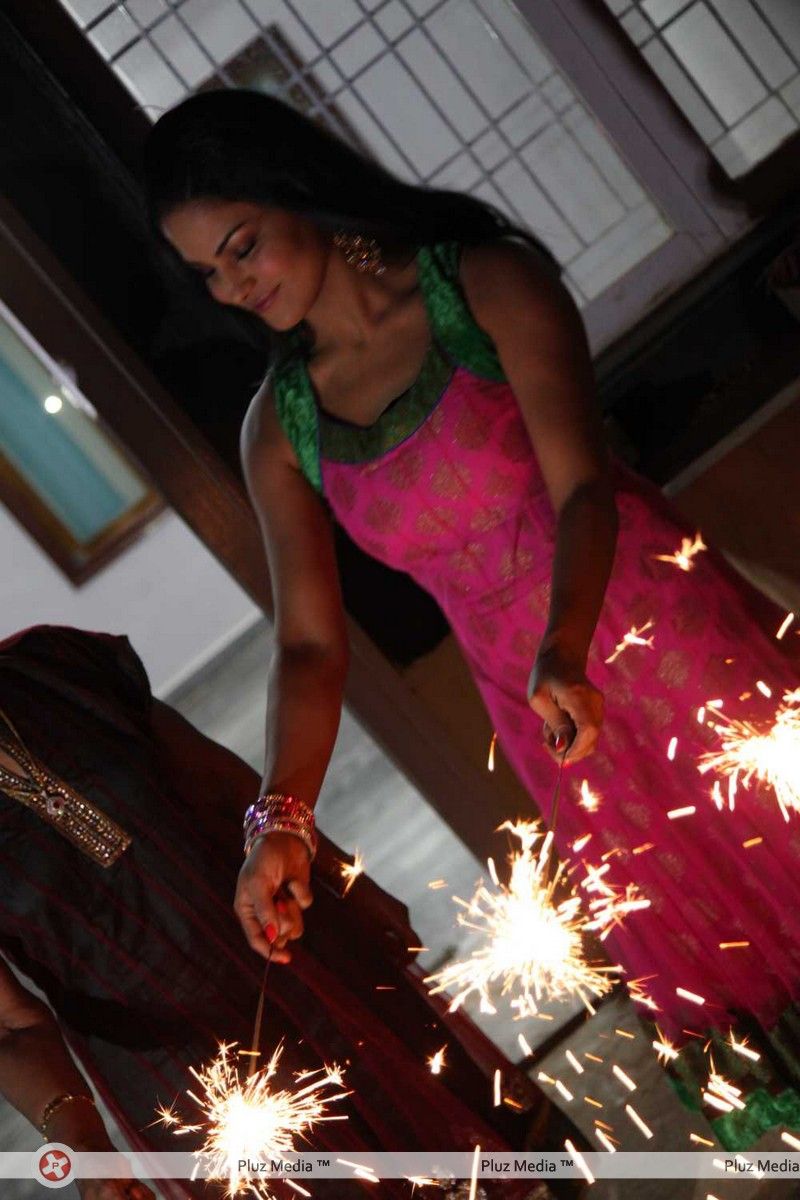 In Pics: Veena Malik Celebrates Diwali | Picture 316181