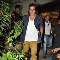 Akshay Kumar on the sets of TV show Comedy Circus Photos | Picture 278889