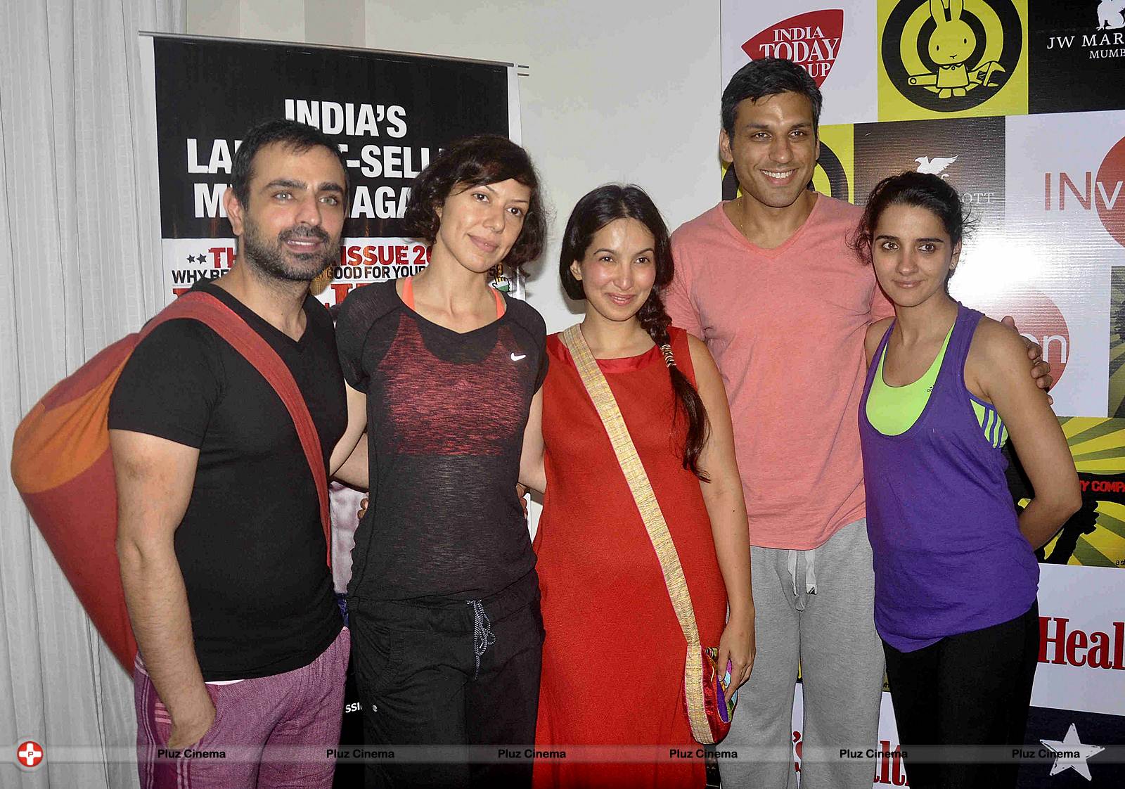 Celebs at super yoga session photos | Picture 527640