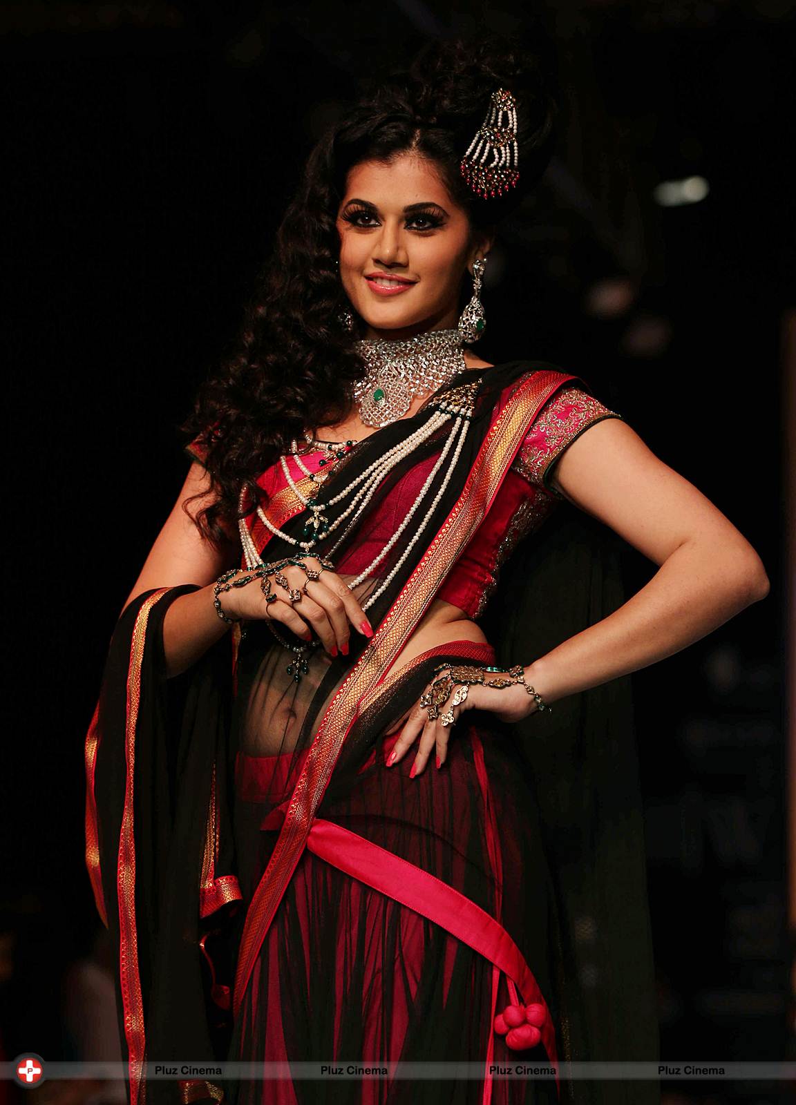 Taapsee Pannu - India International Jewellery Week 2013 - Day 2 Photos | Picture 529980