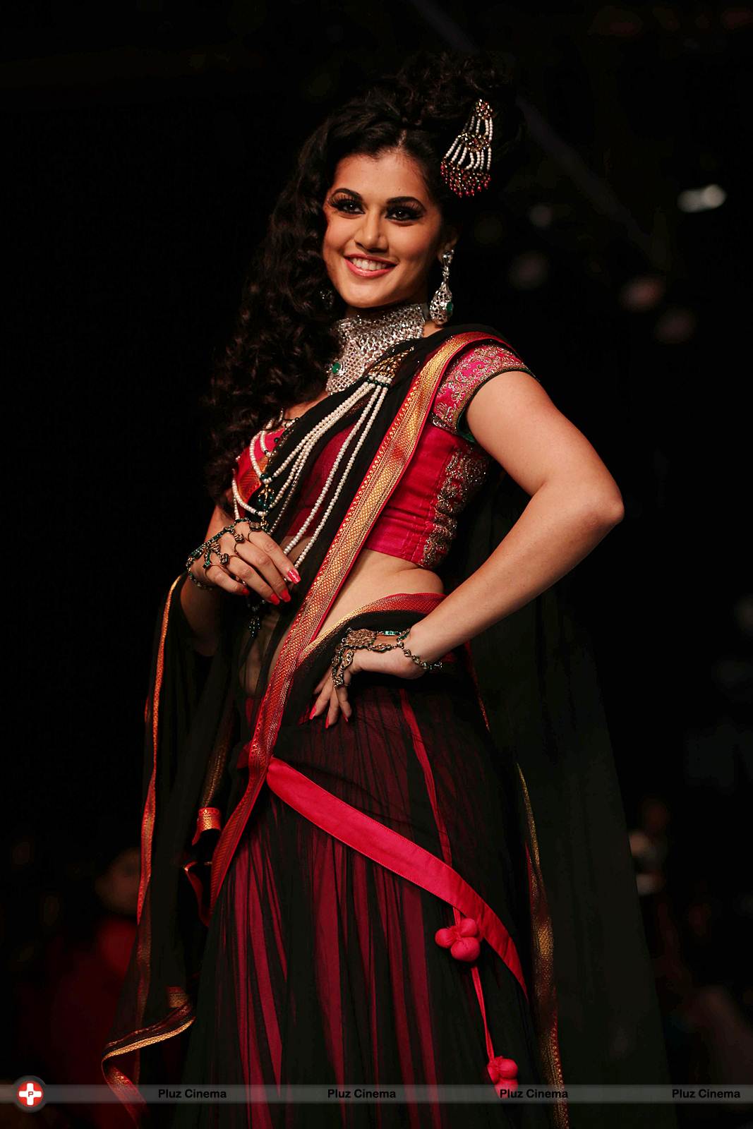 Taapsee Pannu - India International Jewellery Week 2013 - Day 2 Photos | Picture 529984