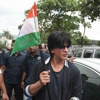 Shahrukh Khan - Shahrukh Khan celebrates 67th Independence Day Photos | Picture 537920
