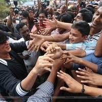 Shahrukh Khan celebrates 67th Independence Day Photos | Picture 537923