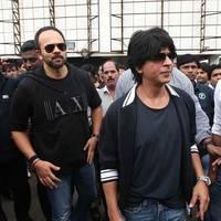 Shahrukh Khan celebrates 67th Independence Day Photos | Picture 537940