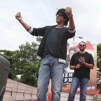 Shahrukh Khan celebrates 67th Independence Day Photos | Picture 537955