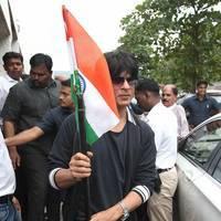 Shahrukh Khan - Shahrukh Khan celebrates 67th Independence Day Photos | Picture 537957