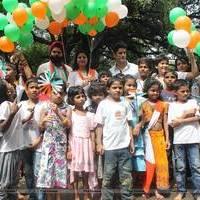 TV actor Mohit Raina celebrates Independence Day with Orphan children Photos | Picture 538154