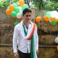 Mohit Raina - TV actor Mohit Raina celebrates Independence Day with Orphan children Photos