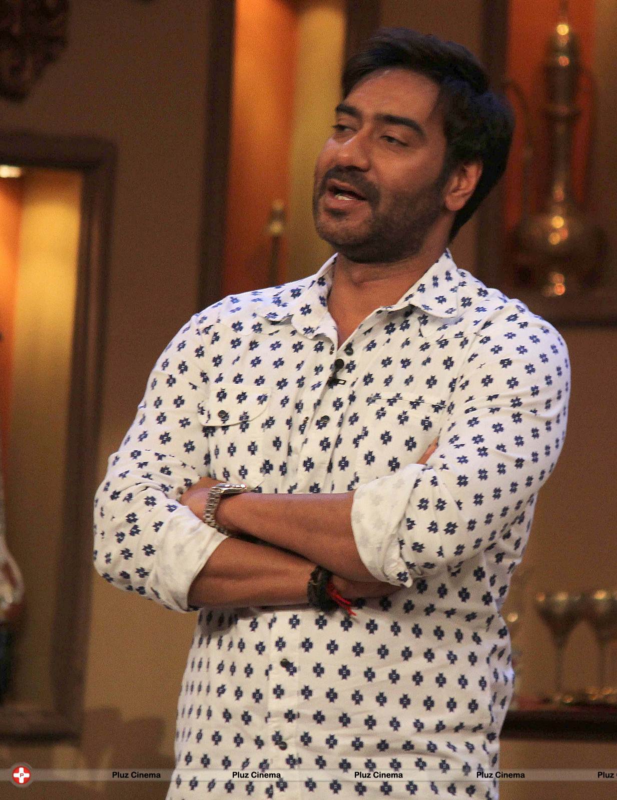 Ajay Devgn - Promotion of film Satyagraha on the sets of TV show Comedy Nights with Kapil Photos | Picture 541199