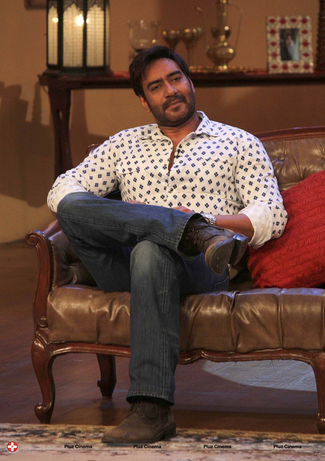 Ajay Devgn - Promotion of film Satyagraha on the sets of TV show Comedy Nights with Kapil Photos | Picture 541200
