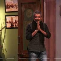 Prakash Jha - Promotion of film Satyagraha on the sets of TV show Comedy Nights with Kapil Photos | Picture 541178