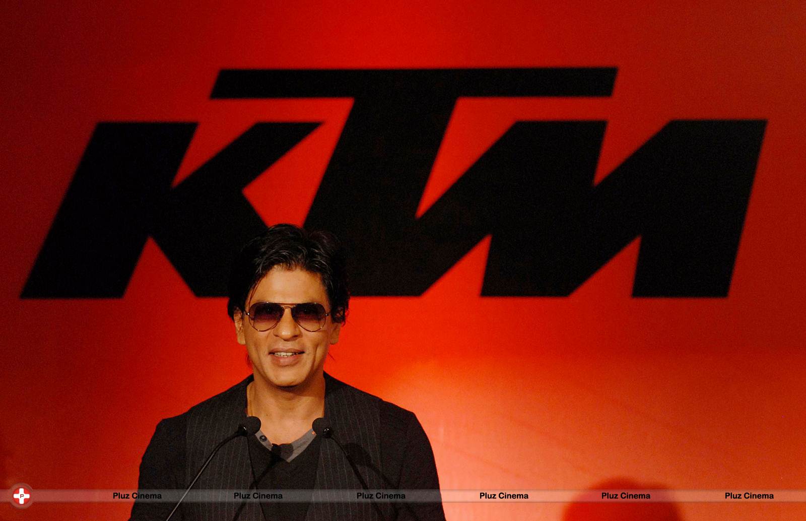 Shah Rukh Khan at KTM Press Conference in Pune Photos | Picture 539729