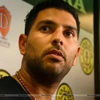 Yuvraj Singh - Relaunch of Golds Gym Photos | Picture 544815