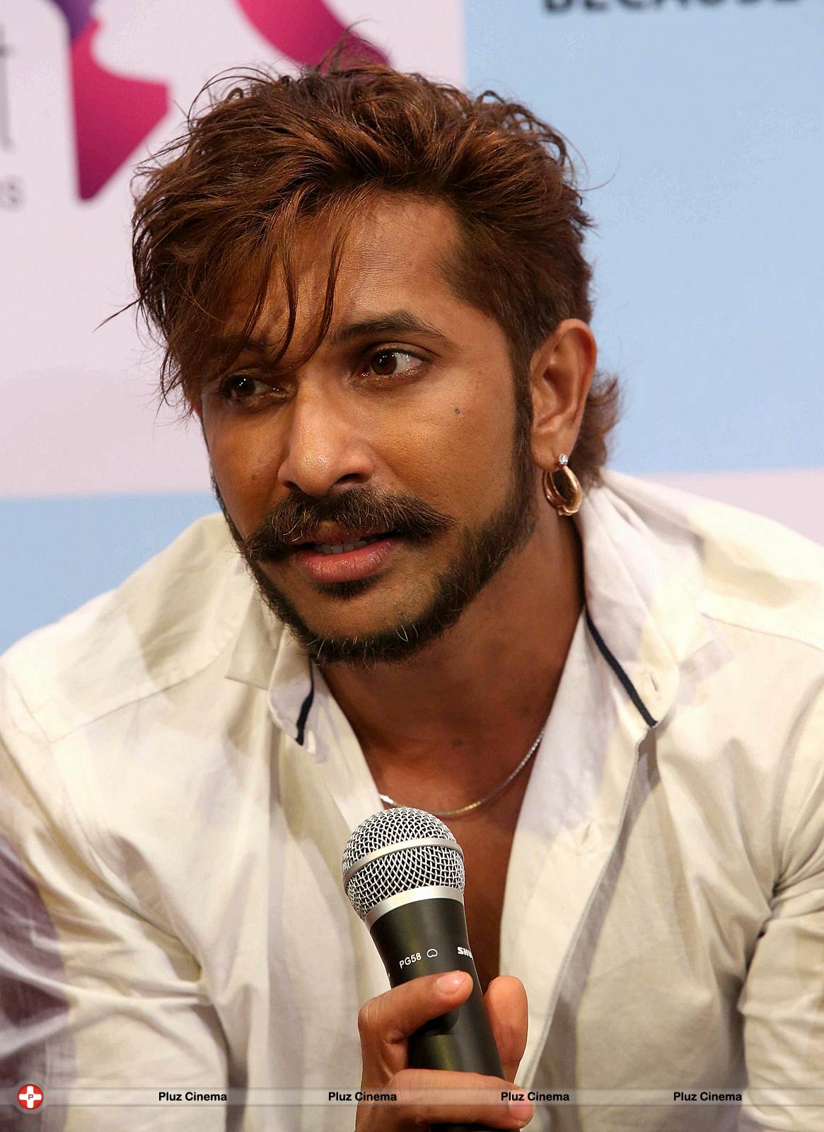 Terence Lewis - Interactive session with students Follow Your Heart Photos | Picture 547870
