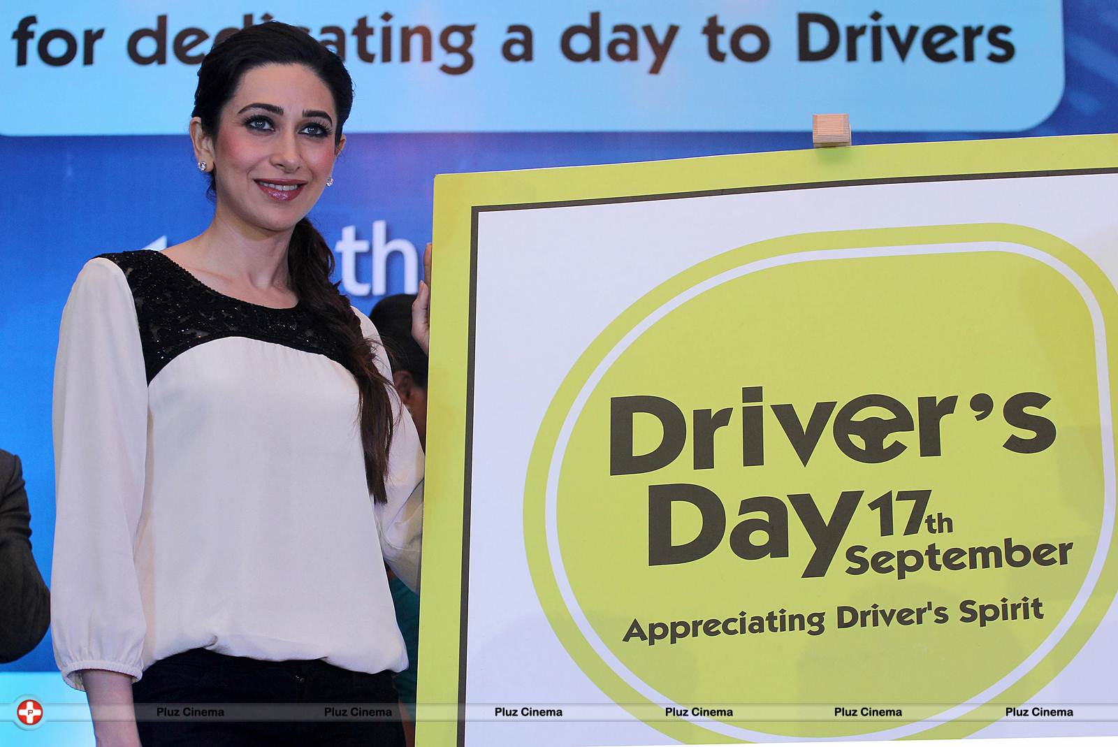 Karisma Kapoor launches Driver's Day campaign Photos | Picture 547704