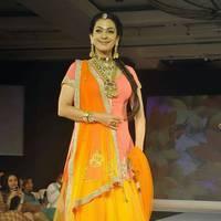Juhi Chawla - 12th edition of Glamour Style Walk 2013 Photos | Picture 555329