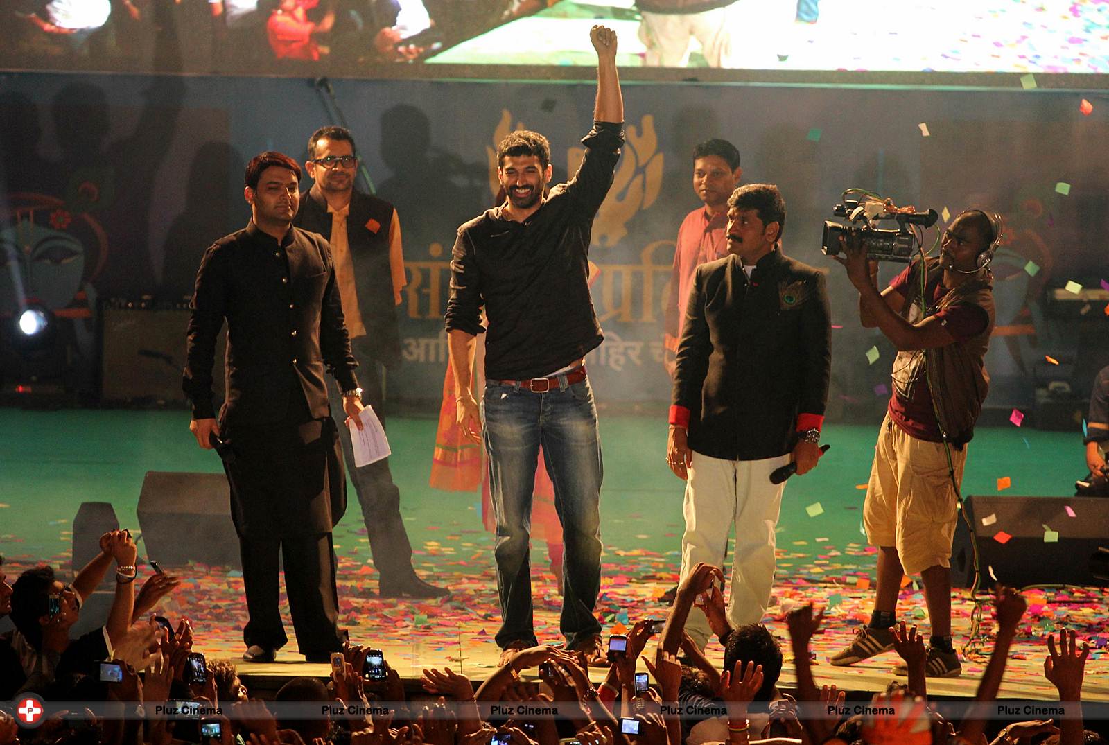 Bollywood celebrates Janmashtami Photos | Picture 556048